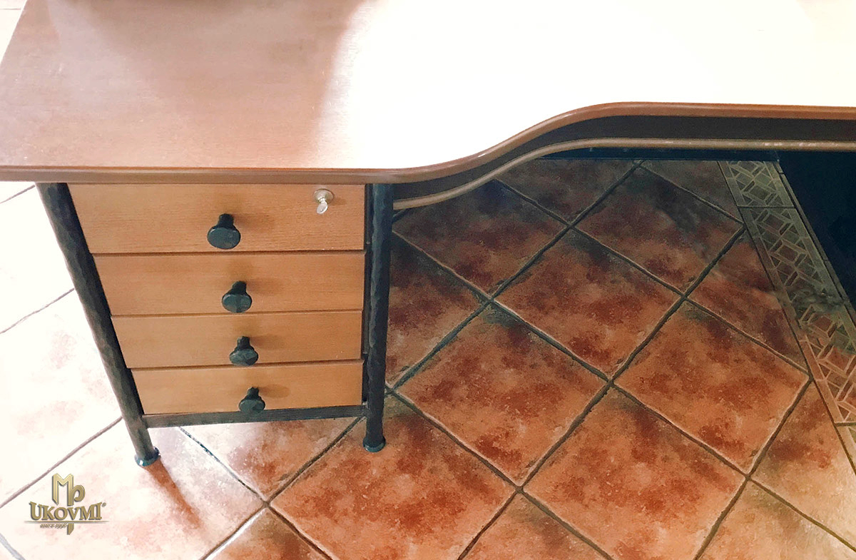 Schmiedeeiserne Möbel | Kunstschmiede Ukovmi