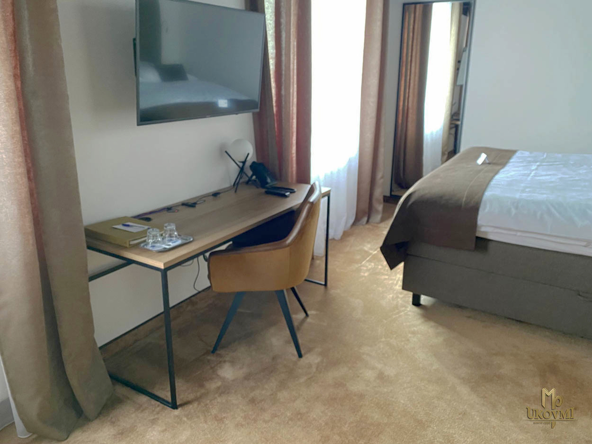 Tische und Stühle | Kunstschmiede Ukovmi