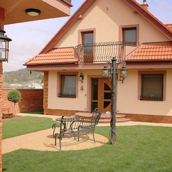Wrought iron lights in harmony with the exterior Wrought iron lights in harmony with the exterior