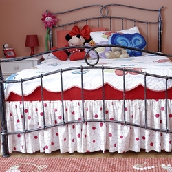 Forged bed not only for princesses - a high quality wide bed for all, young and old Forged bed not only for princesses - a high quality wide bed for all, young and old