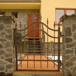 Forged gate with simple design  high quality gate