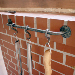 Geschmiedeter Küchenaufhänger im Vintagestil Geschmiedeter Küchenaufhänger im Vintagestil