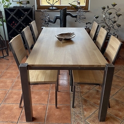 Moderner Esstisch mit sechs Stühlen – eckiges Design – modernes Möbel Moderner Esstisch mit sechs Stühlen – eckiges Design – modernes Möbel