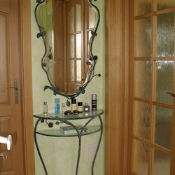 Schmiedeeiserner Kosmetiktisch mit Spiegel im romantischen Stil - Schminktisch - geschmiedete Mbel