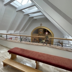 Gelnder auf der Galerie der Kirche in Ladomirov, hergestellt in der Kunstschmiede UKOVMI