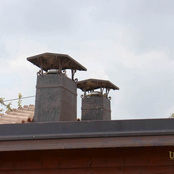 Schmiedeeiserne Schornsteinhaube Schmiedeeiserne Schornsteinhaube